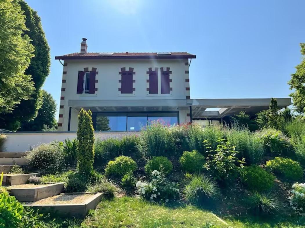 Les Palissieres - Chambres D'Hotes Mortagne-sur-Gironde Exterior foto